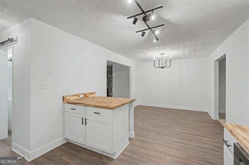 609 Woodknoll Court Jonesboro GA 30238