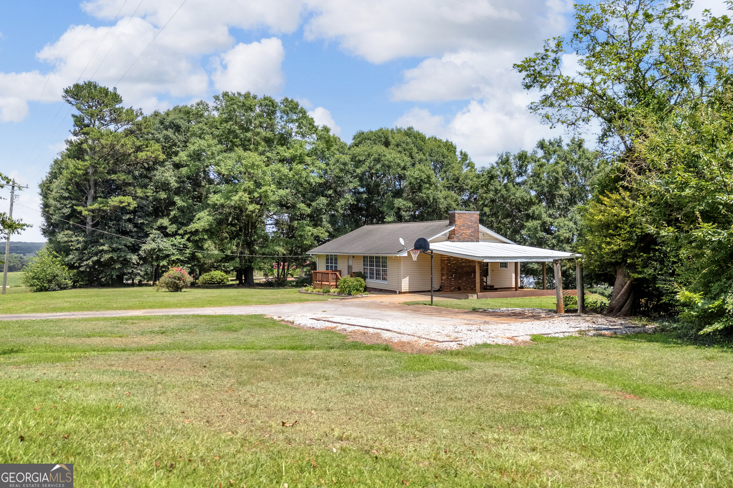 6091 Stone Bridge Road Carnesville GA 30521
