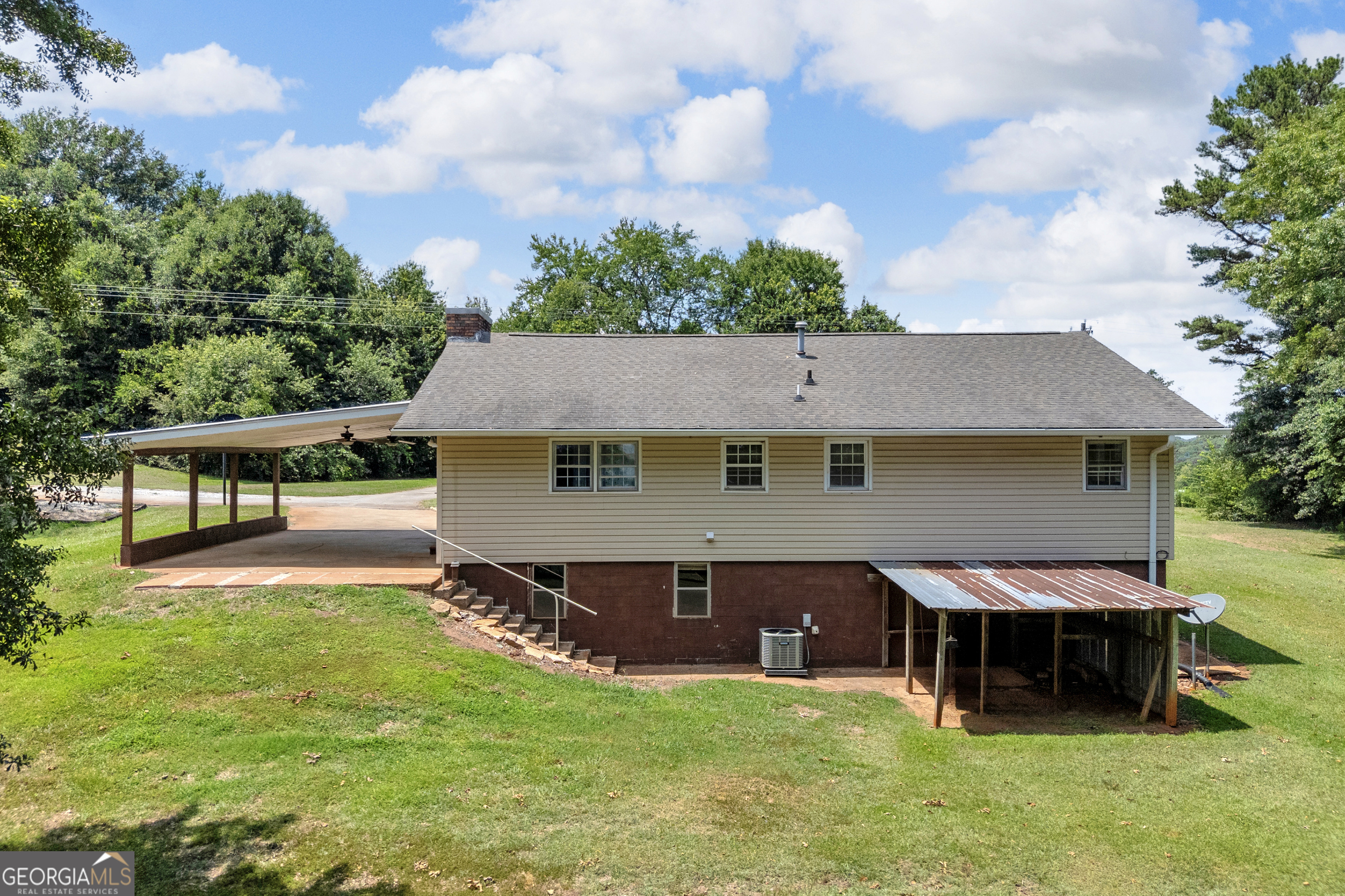6091 Stone Bridge Road Carnesville GA 30521