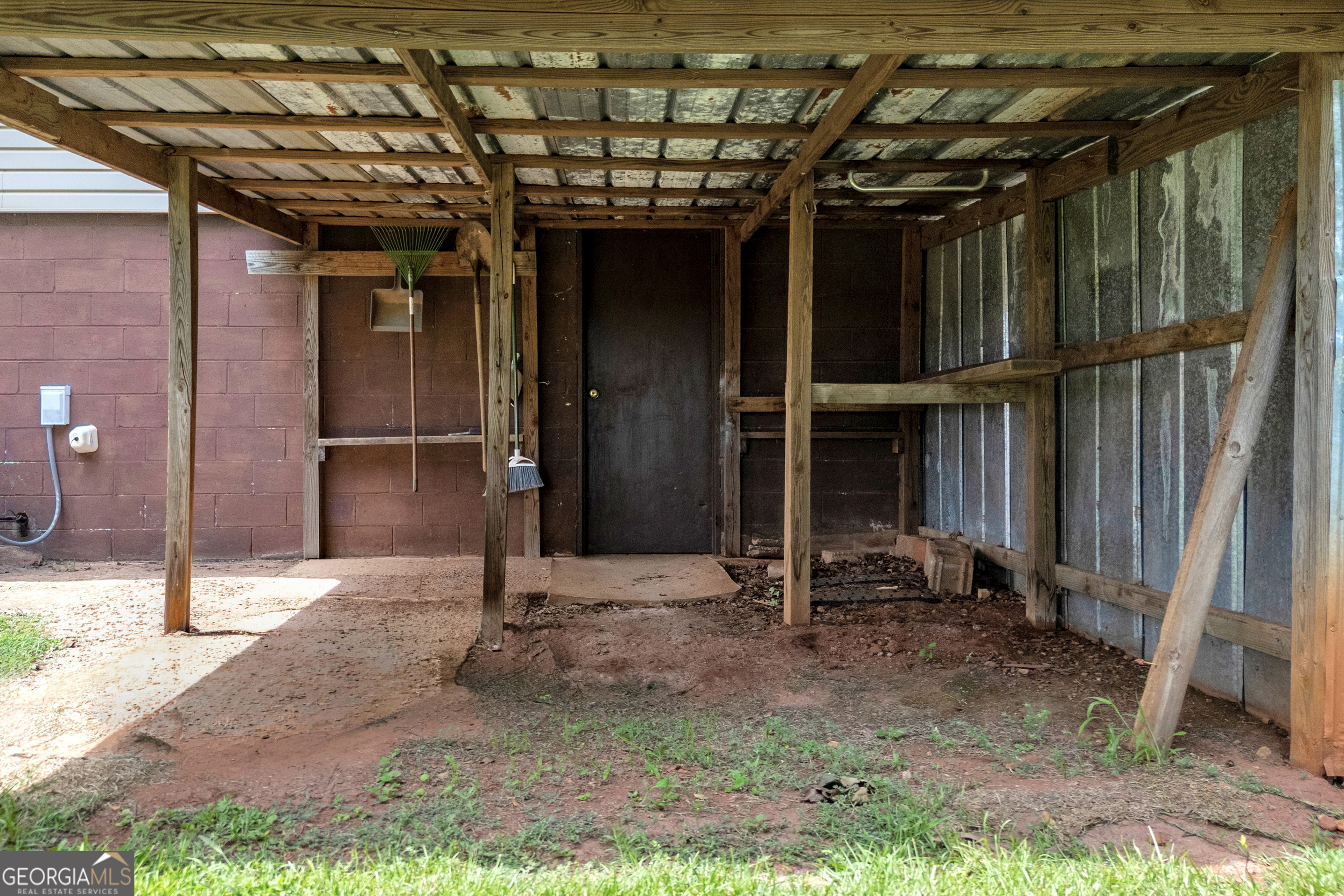 6091 Stone Bridge Road Carnesville GA 30521