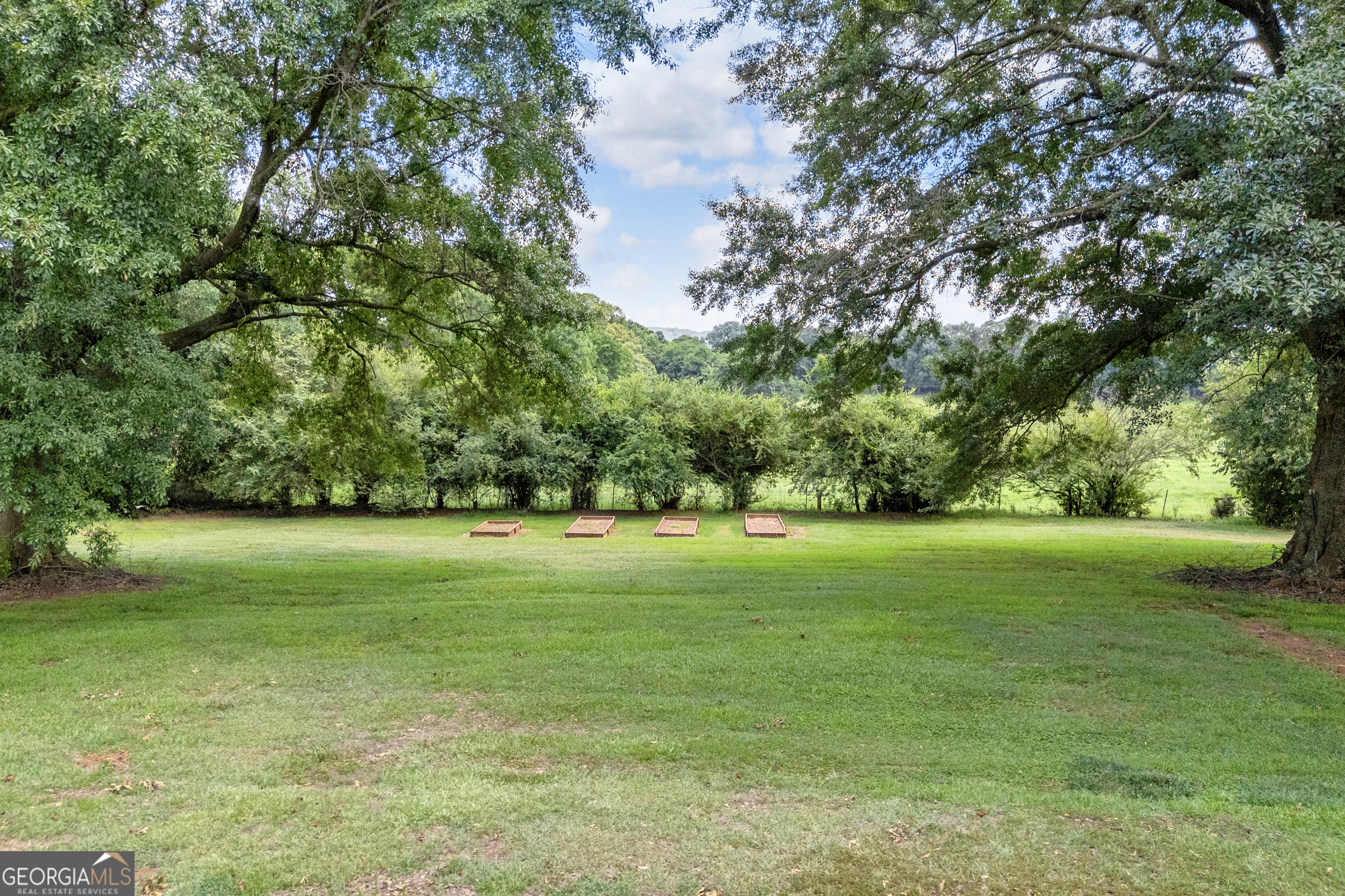 6091 Stone Bridge Road Carnesville GA 30521