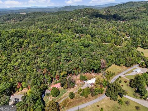 6961 Wood Lake Circle Young Harris GA 30582