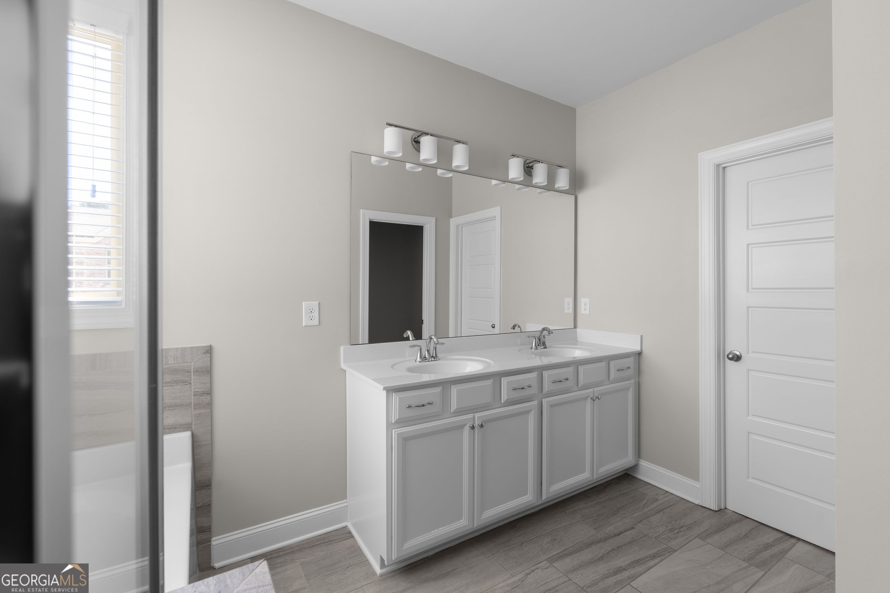 1833 Hislop Lane Atlanta GA 30345