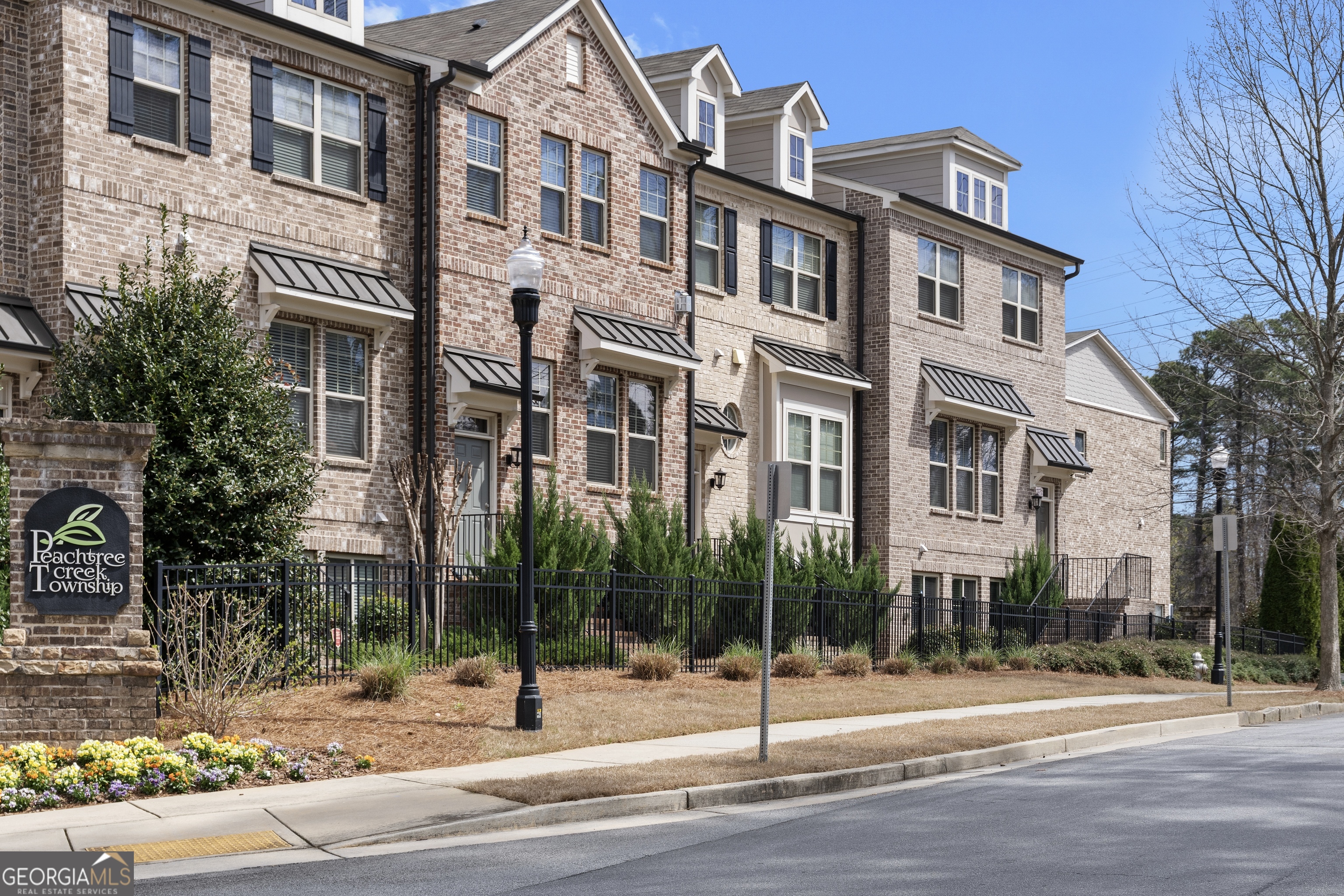 1833 Hislop Lane Atlanta GA 30345