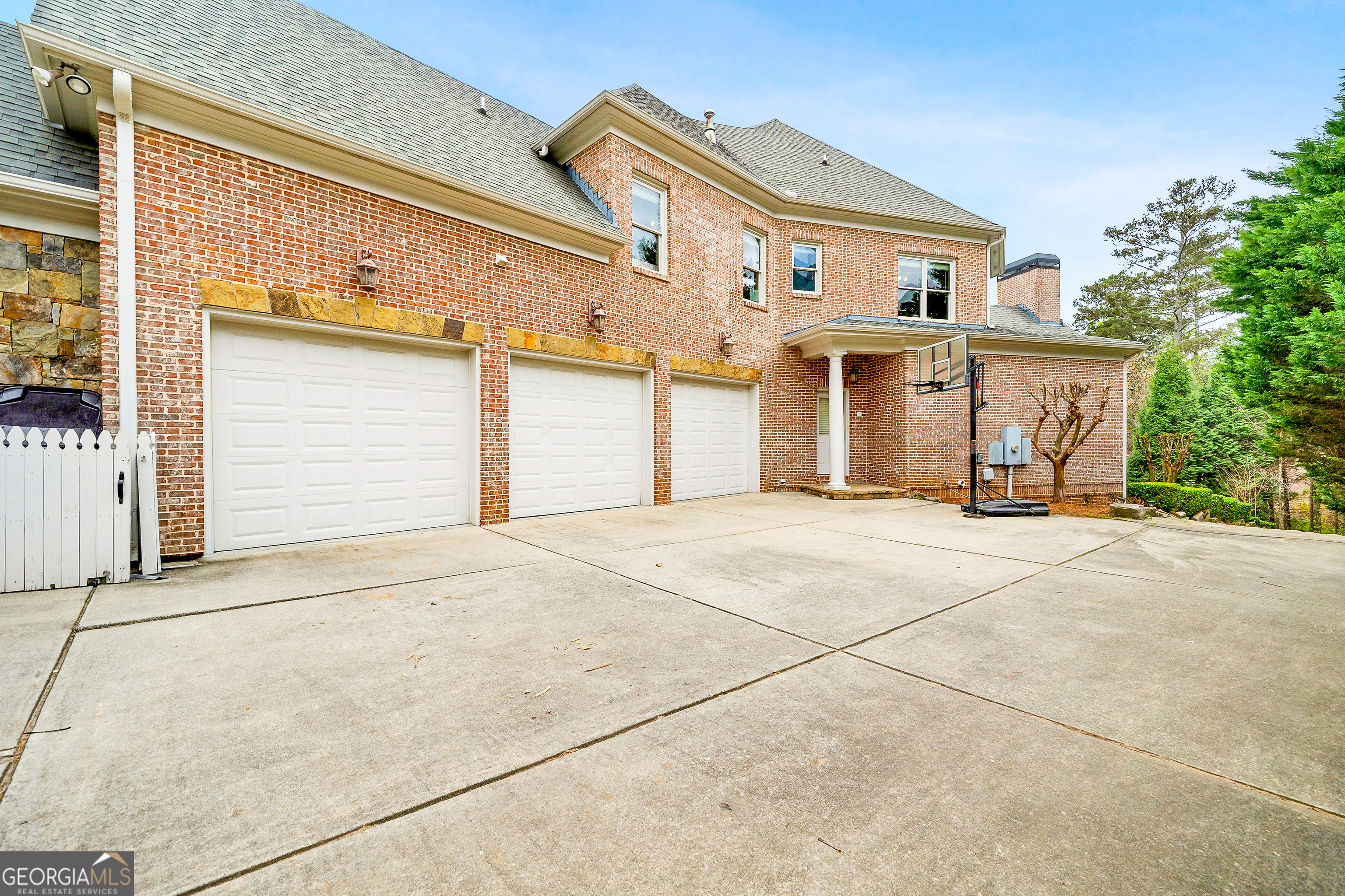 8960 Merion Drive Duluth GA 30097