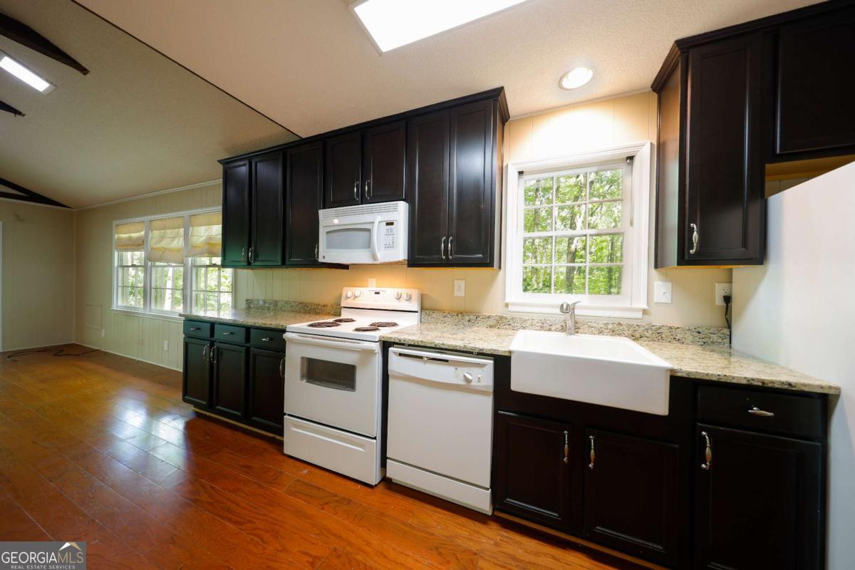452 Laina Bennett Road Dawsonville GA 30534