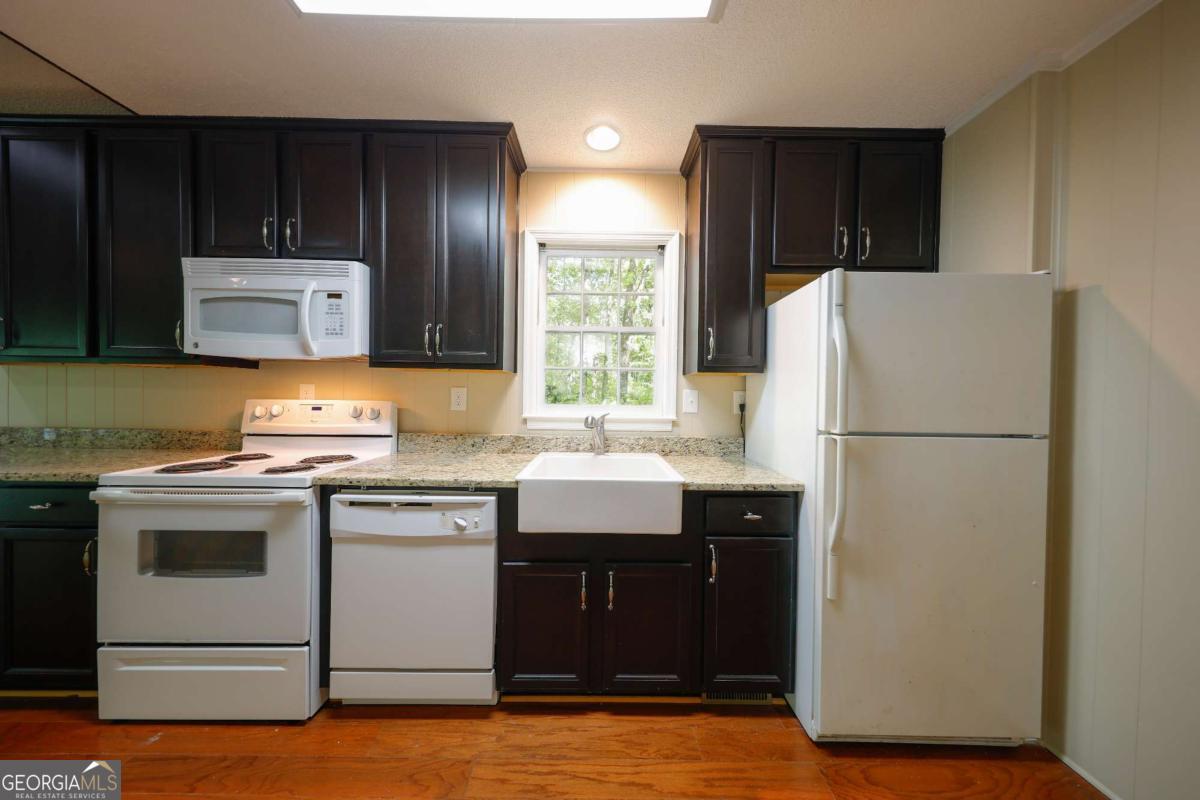 452 Laina Bennett Road Dawsonville GA 30534