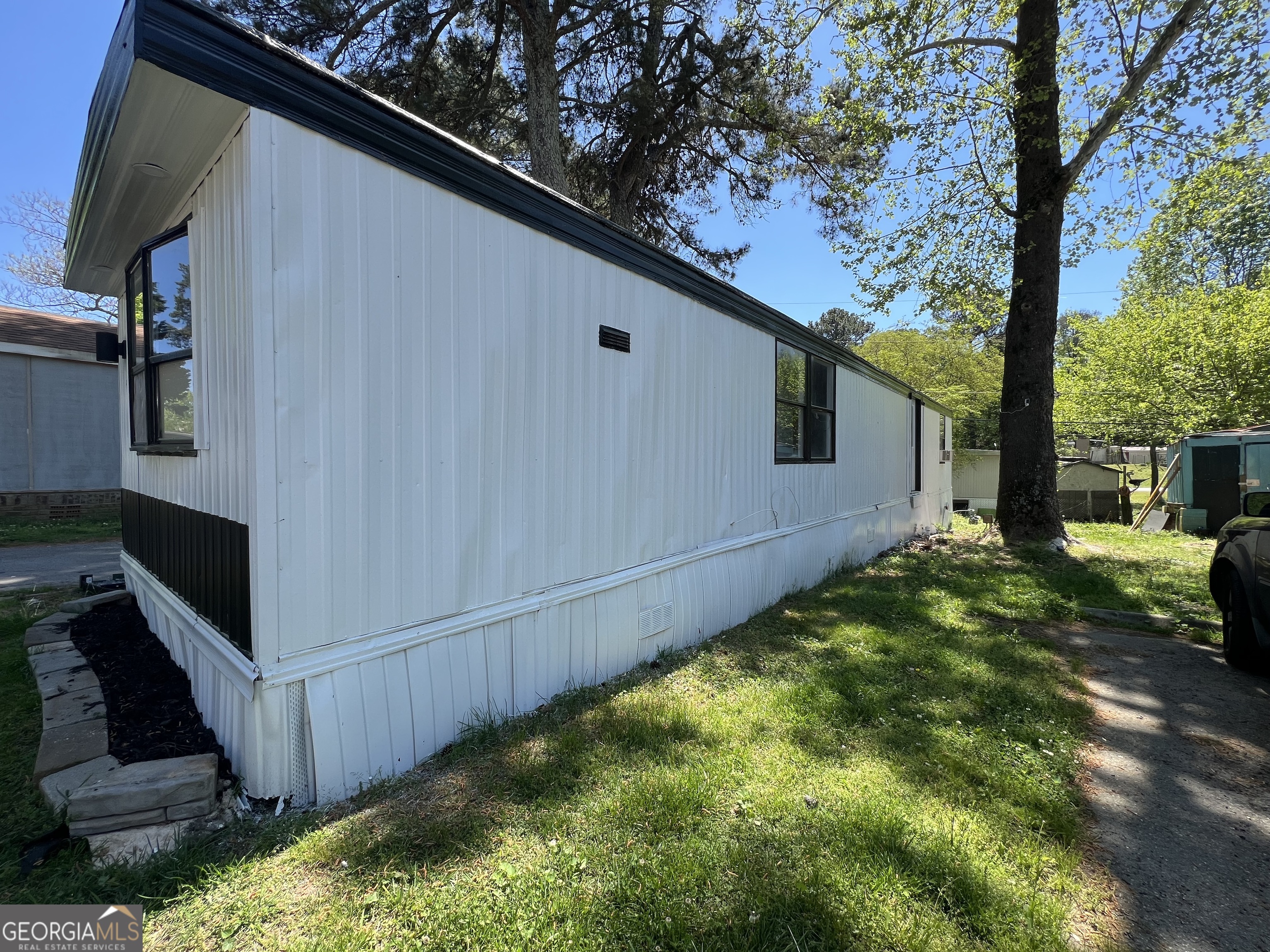 4379 Highway 42 Ellenwood GA 30294