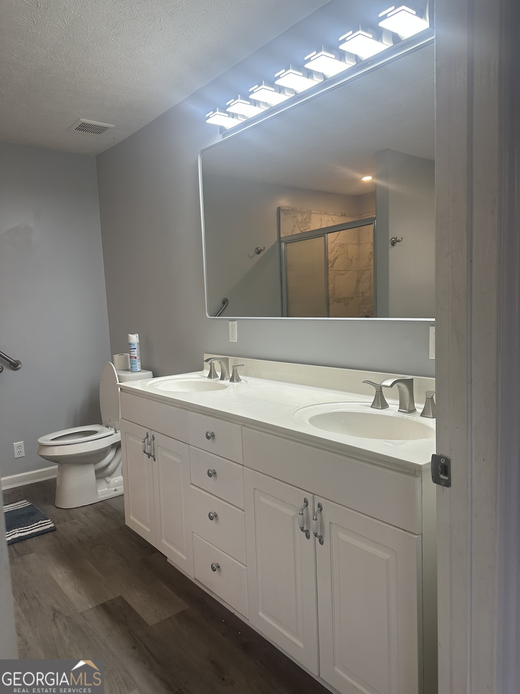 11080 White House Parkway Woodbury GA 30293