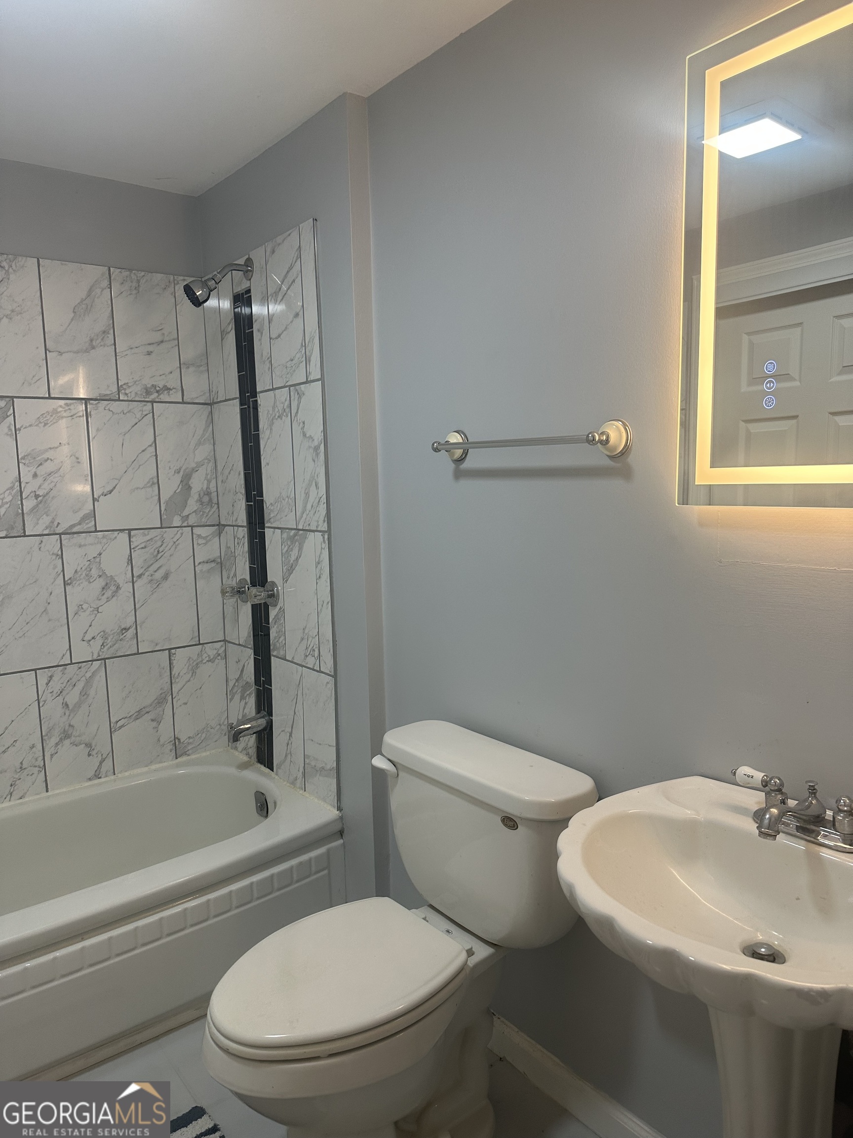 11080 White House Parkway Woodbury GA 30293