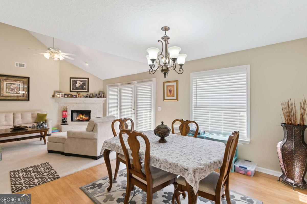 31 Deals Circle N Woodbine GA 31569