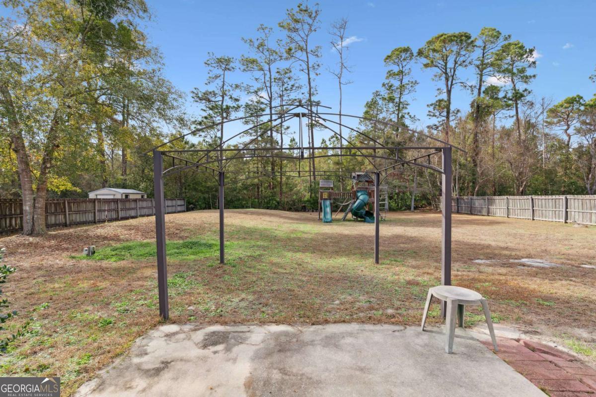 31 Deals Circle N Woodbine GA 31569
