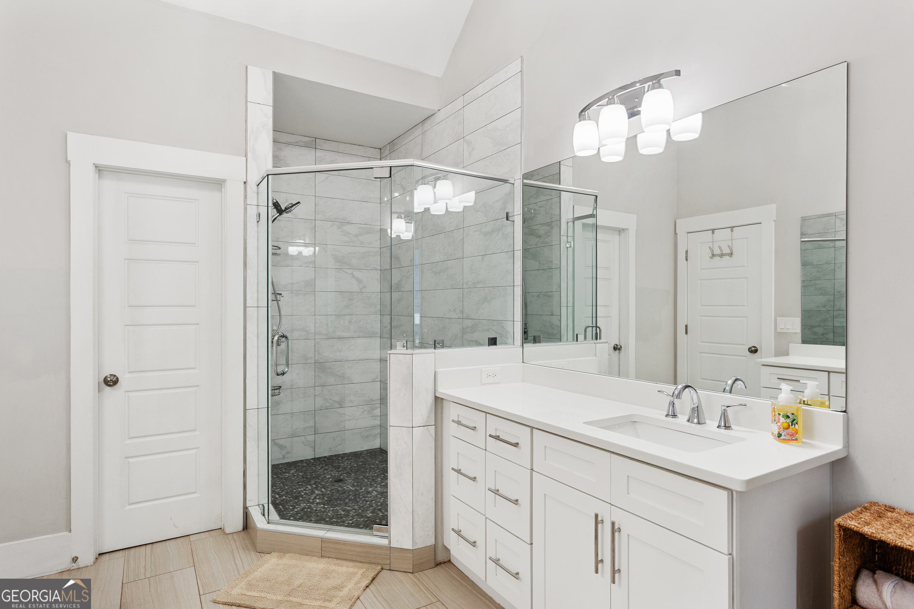 1749 Russell Street Atlanta GA 30316
