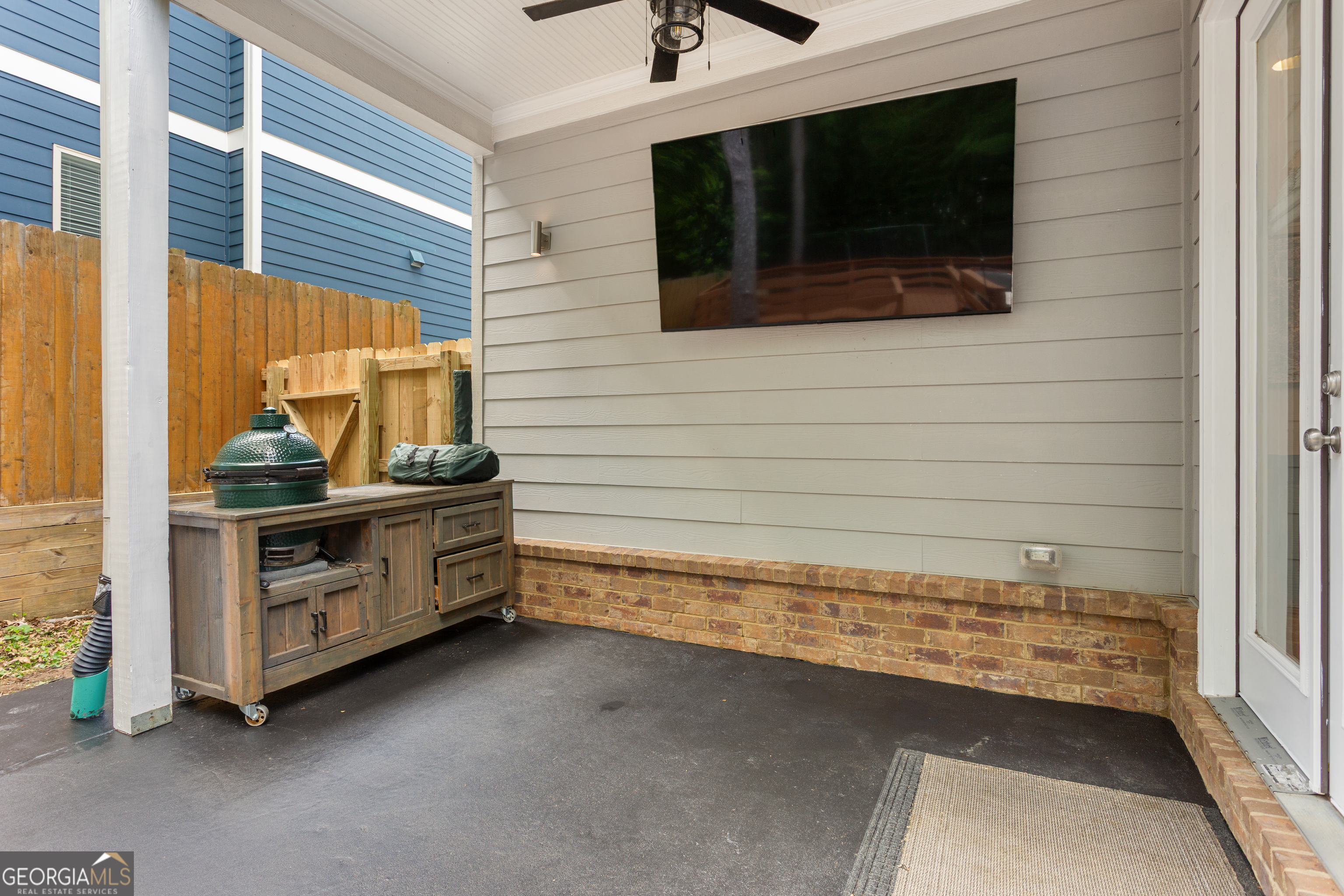 1749 Russell Street Atlanta GA 30316