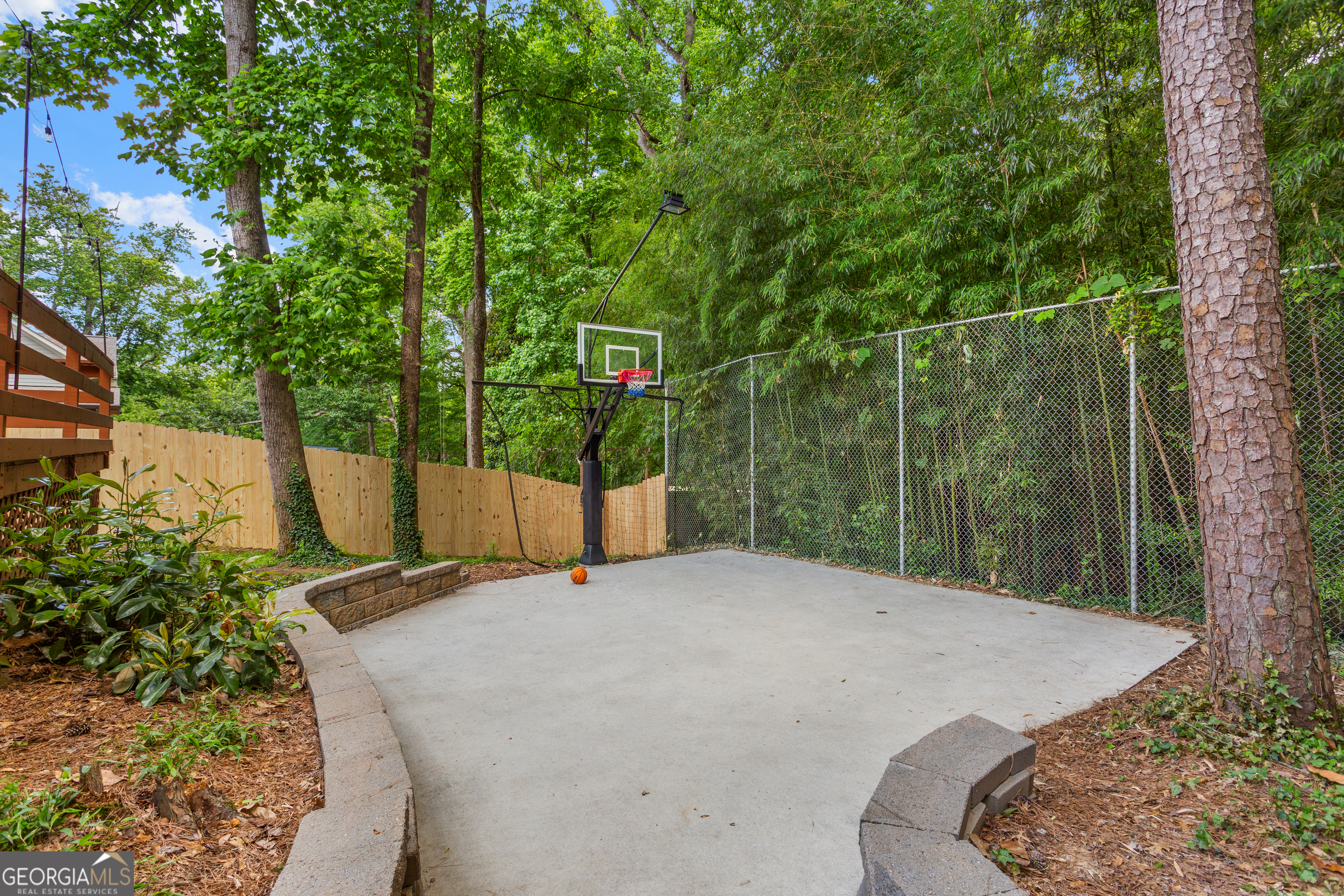 1749 Russell Street Atlanta GA 30316