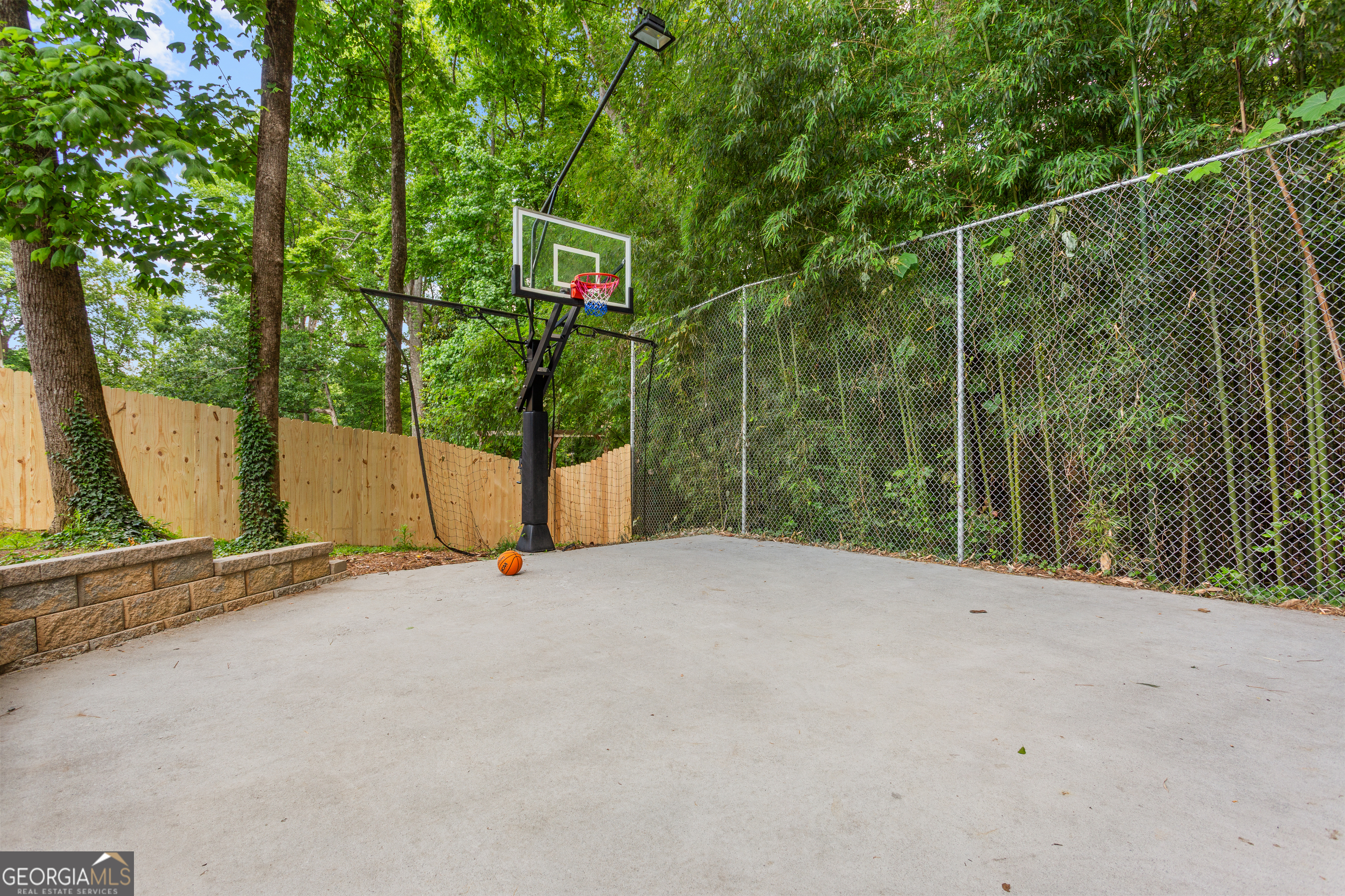 1749 Russell Street Atlanta GA 30316