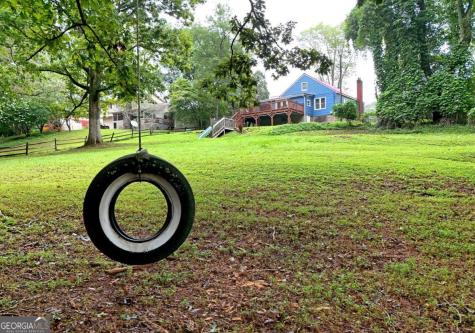 742 Hillcrest Drive Mccaysville GA 30555