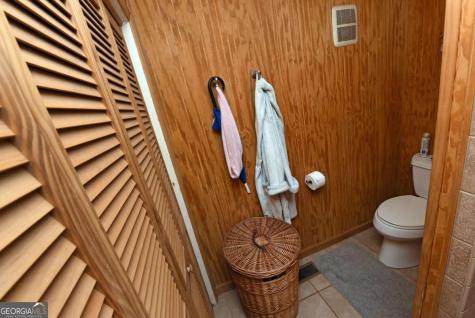 742 Hillcrest Drive Mccaysville GA 30555