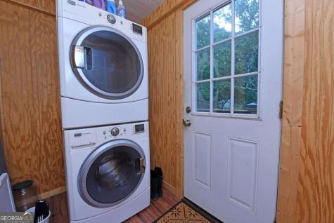 742 Hillcrest Drive Mccaysville GA 30555