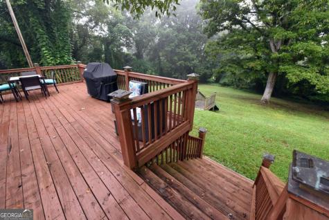 742 Hillcrest Drive Mccaysville GA 30555
