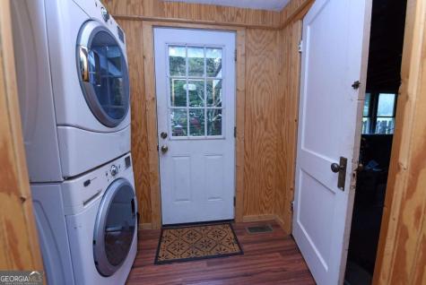742 Hillcrest Drive Mccaysville GA 30555