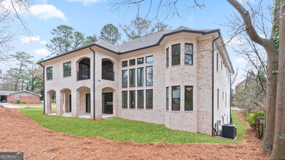 1694 Harts Mill Road NE Brookhaven GA 30319