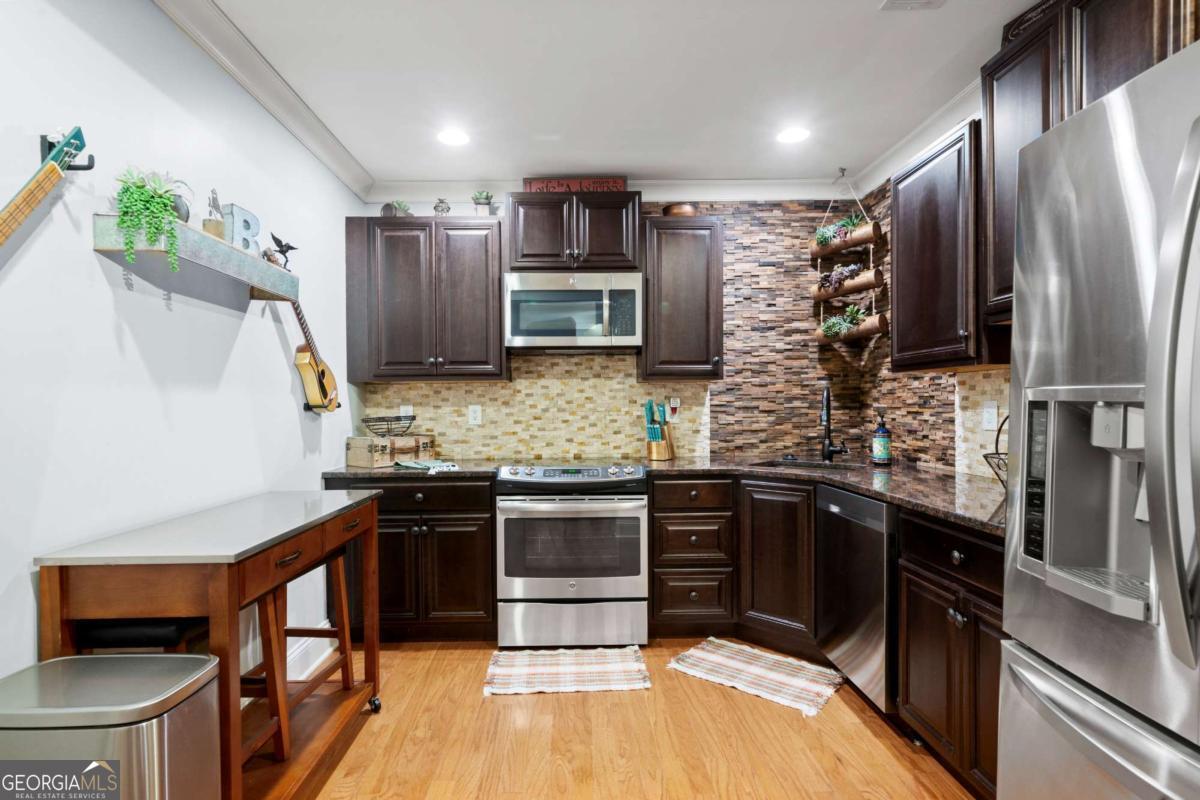 11 York Trace Cartersville GA 30121