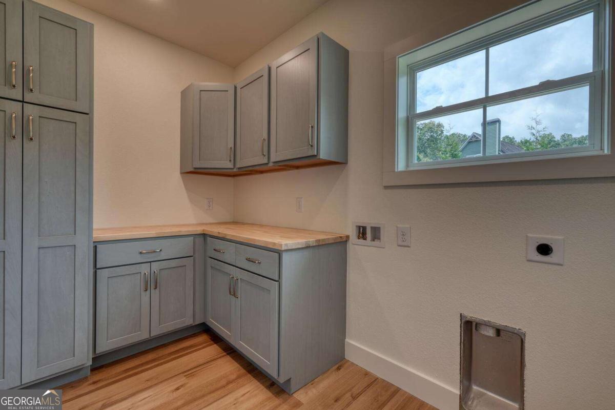 124 Meadow Brooke Lane Young Harris GA 30582