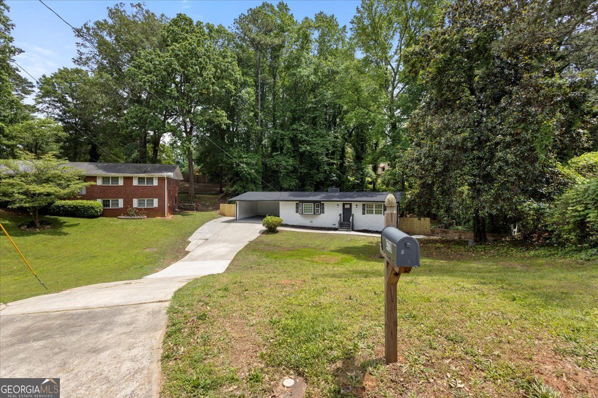 4720 Shoshonee Trail College Park GA 30349