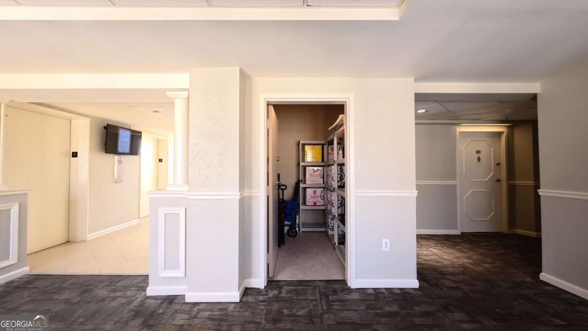 2479 Peachtree Road NE Atlanta GA 30305