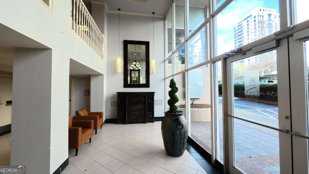 2479 Peachtree Road NE Atlanta GA 30305