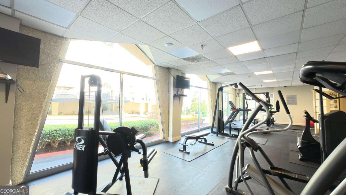 2479 Peachtree Road NE Atlanta GA 30305