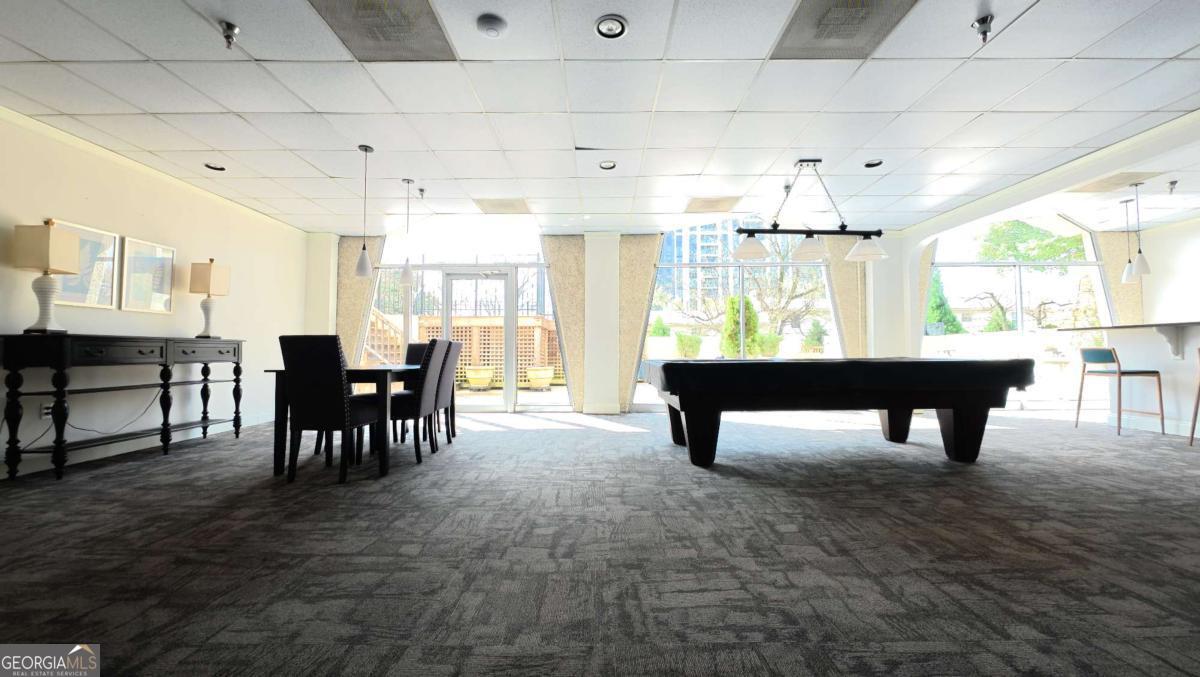 2479 Peachtree Road NE Atlanta GA 30305