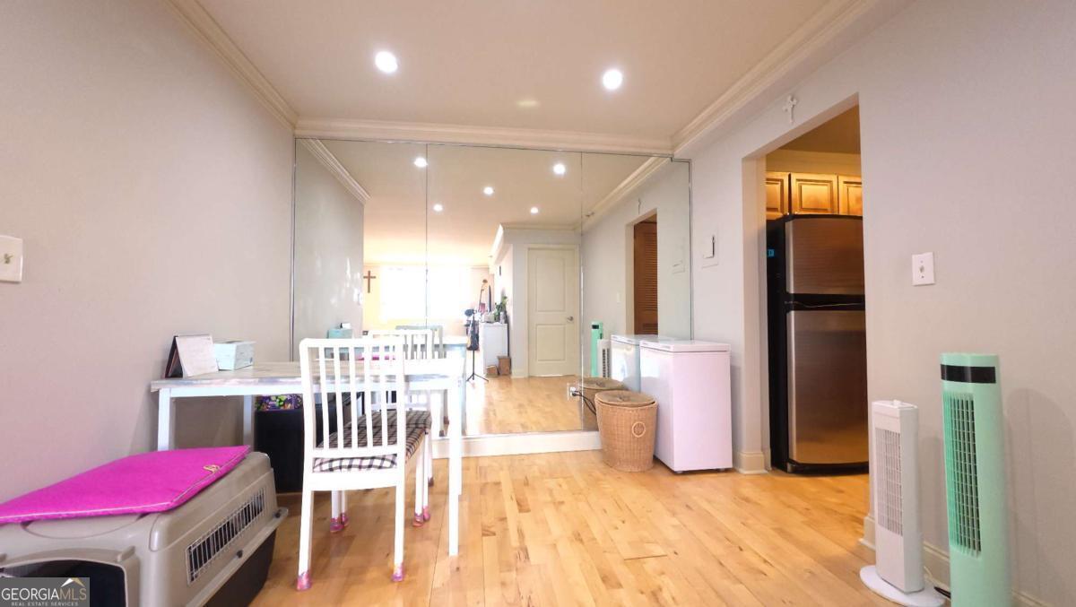 2479 Peachtree Road NE Atlanta GA 30305