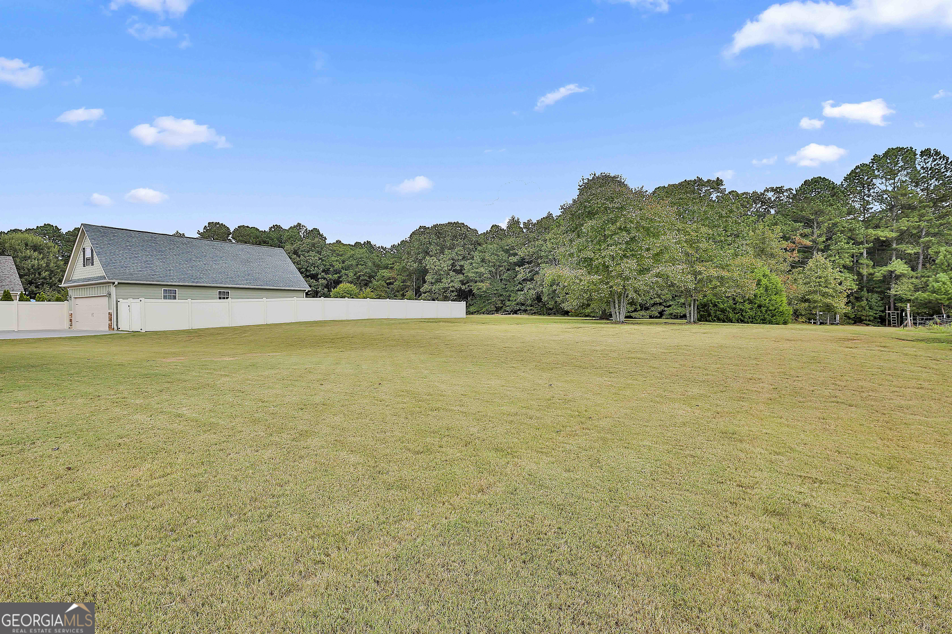 20 Water Oak Drive Sharpsburg GA 30277