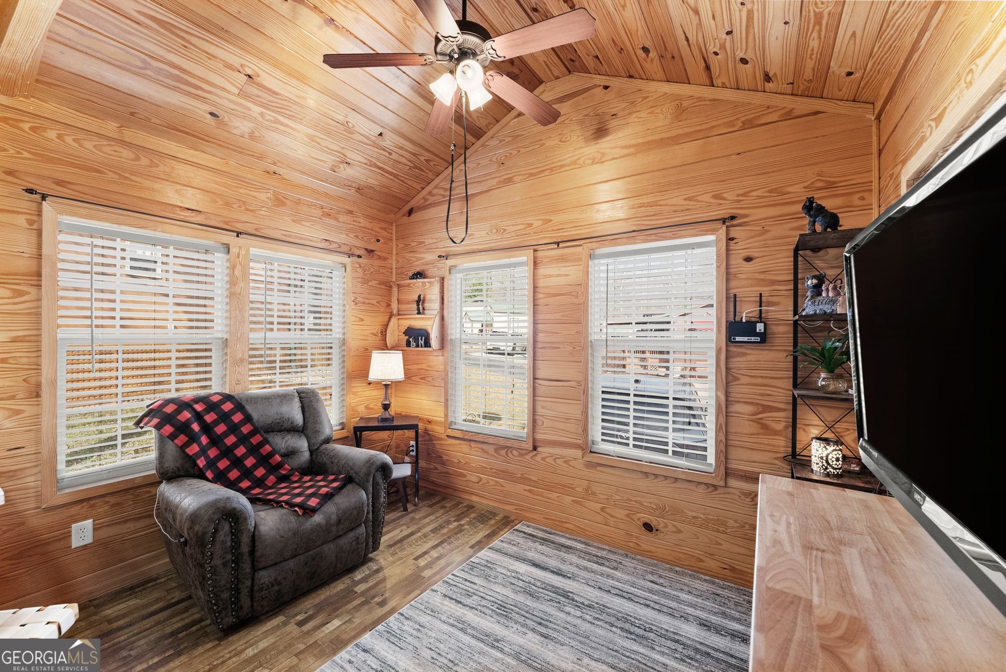 19 Wapiti Lane Cleveland GA 30528