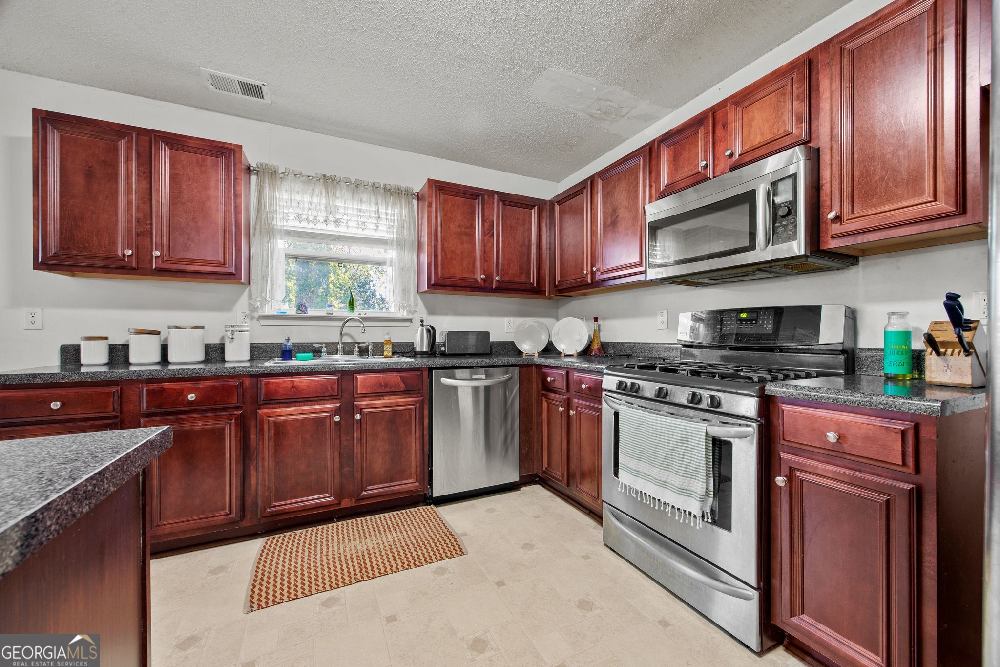 407 Grier Drive Locust Grove GA 30248