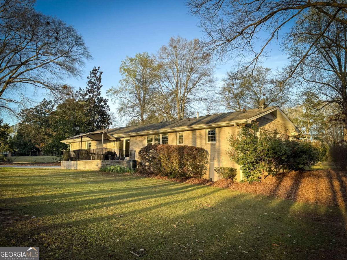 8774 Vansant Street Douglasville GA 30134