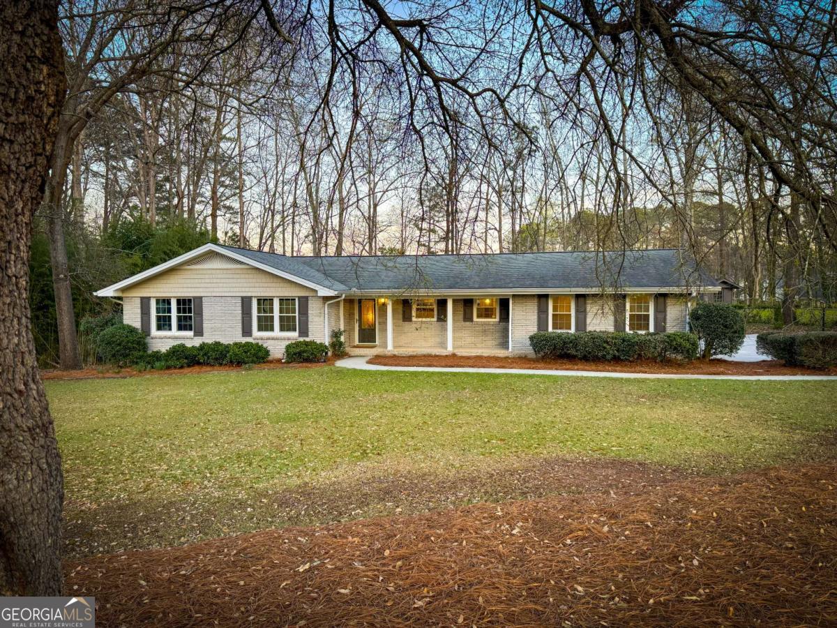 8774 Vansant Street Douglasville GA 30134
