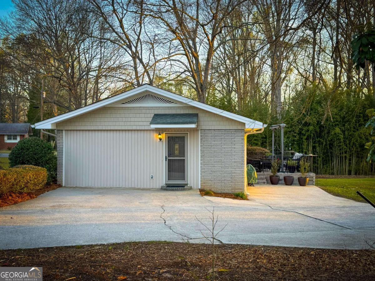 8774 Vansant Street Douglasville GA 30134