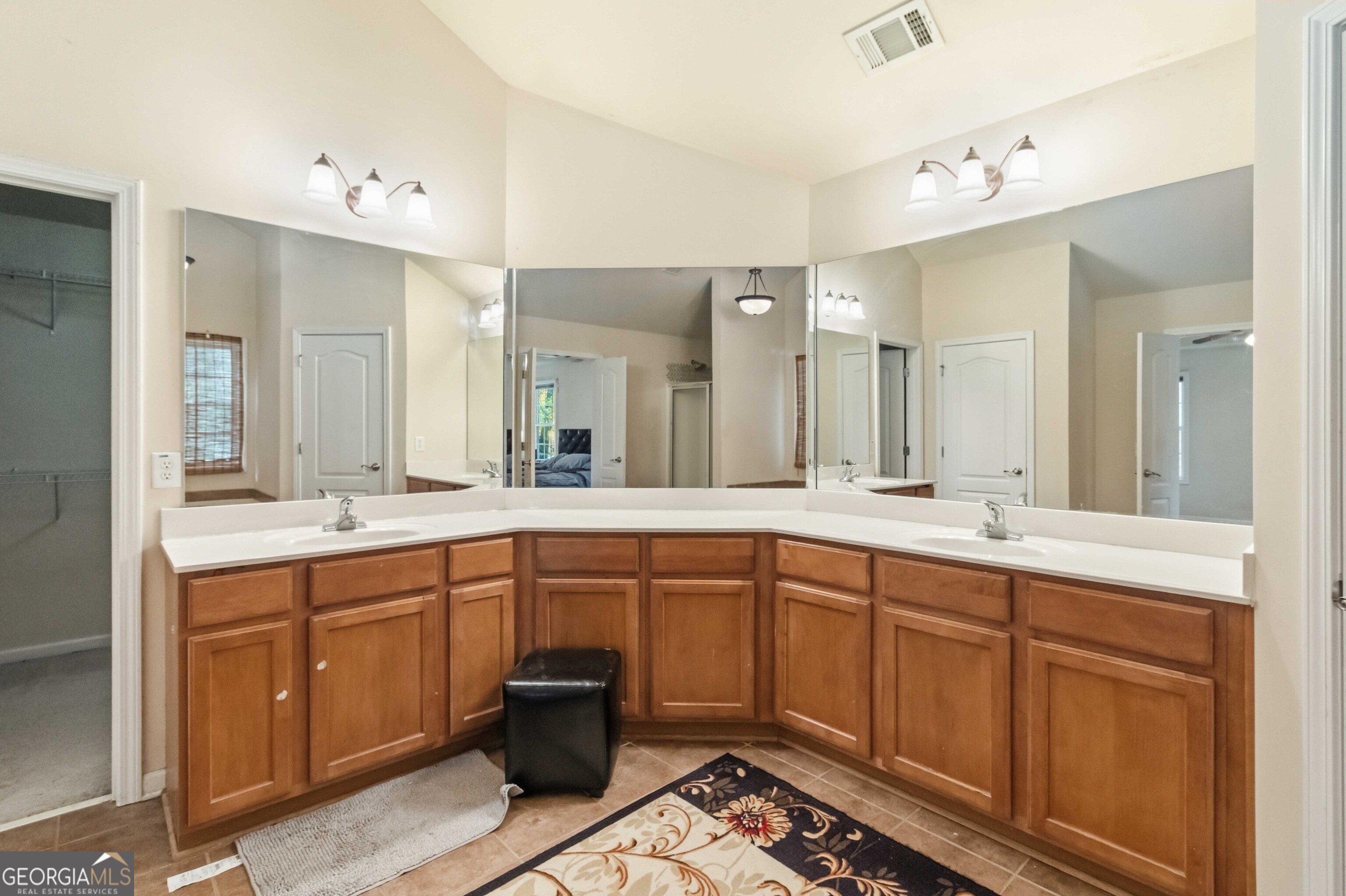 1689 Sentinel View Drive Lawrenceville GA 30043