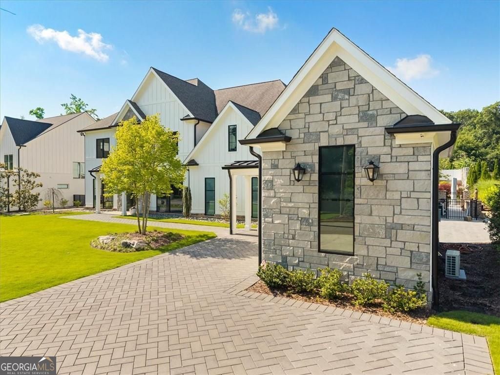212 Brooke Drive Alpharetta GA 30009