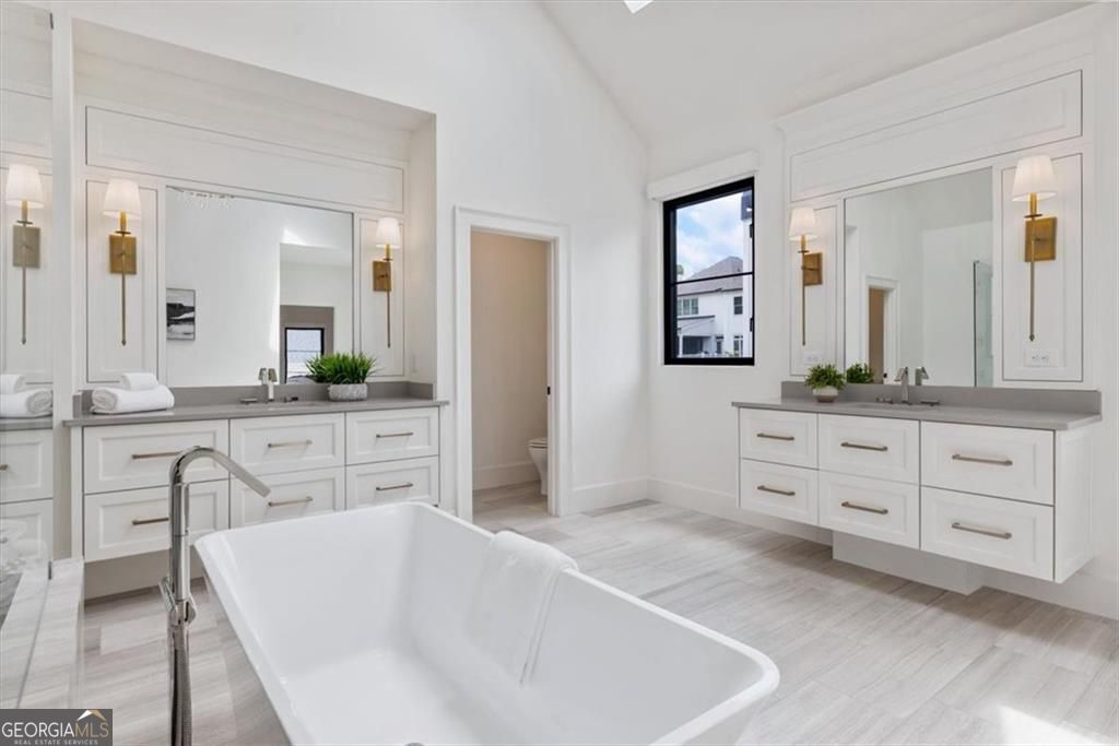 212 Brooke Drive Alpharetta GA 30009