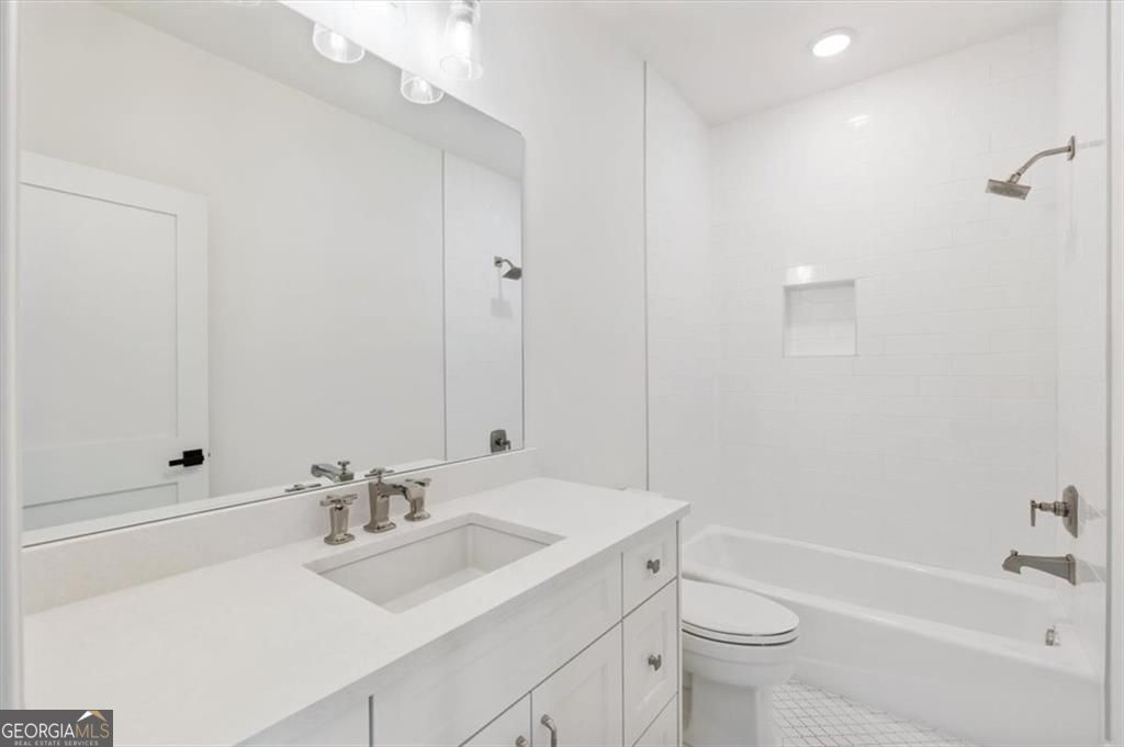 212 Brooke Drive Alpharetta GA 30009