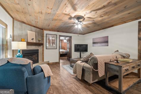 4326 White Oak Drive Hiawassee GA 30546