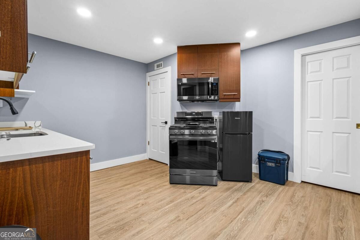 915 Lost Forest Drive NW Atlanta GA 30328