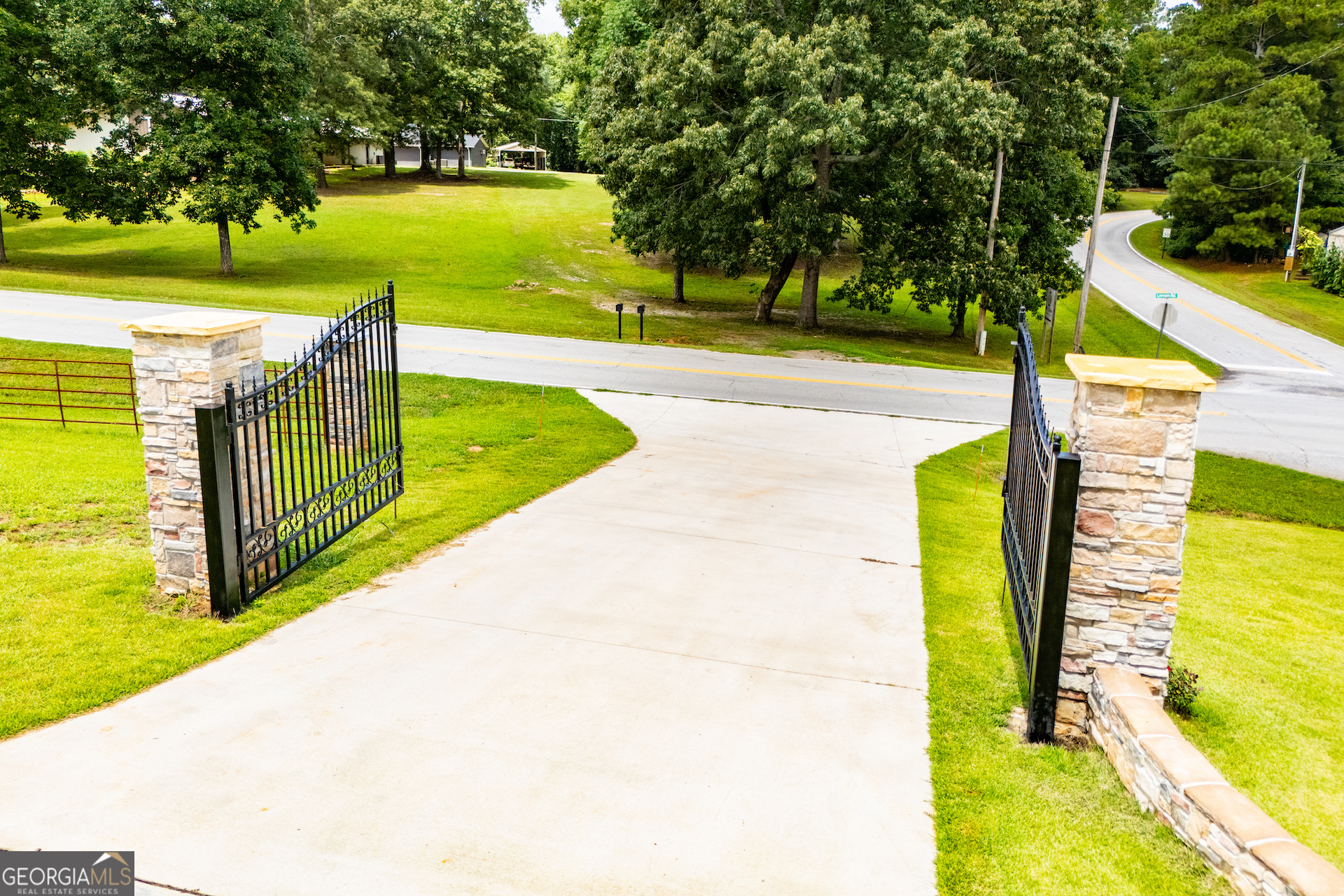 2070 Lovvorn Road Carrollton GA 30117