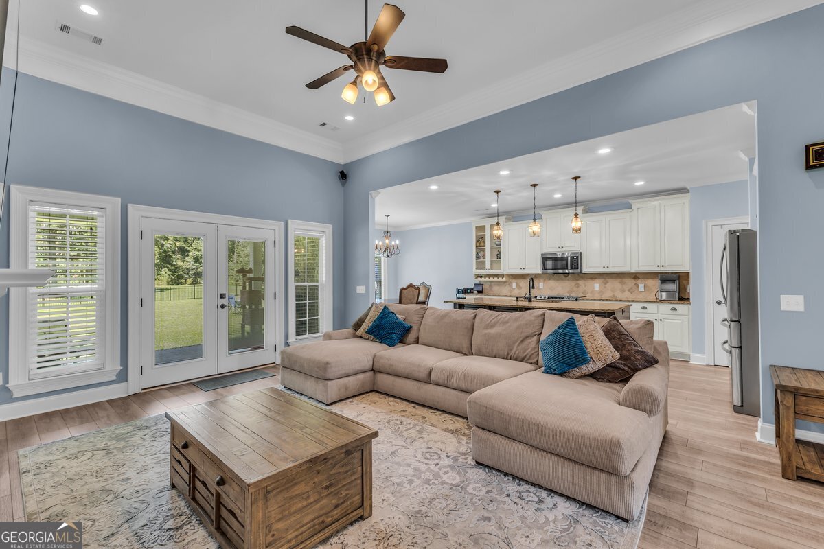 382 Savannah Road Richmond Hill GA 31324