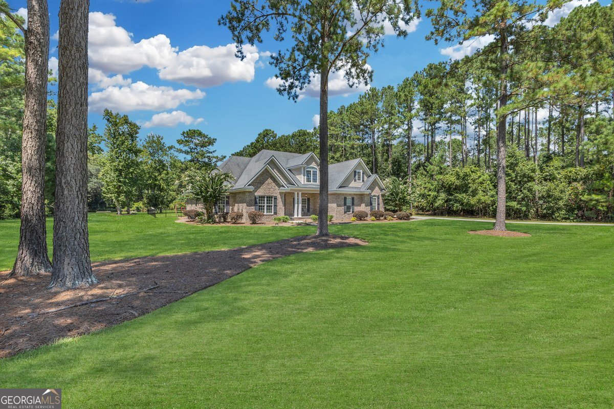 382 Savannah Road Richmond Hill GA 31324