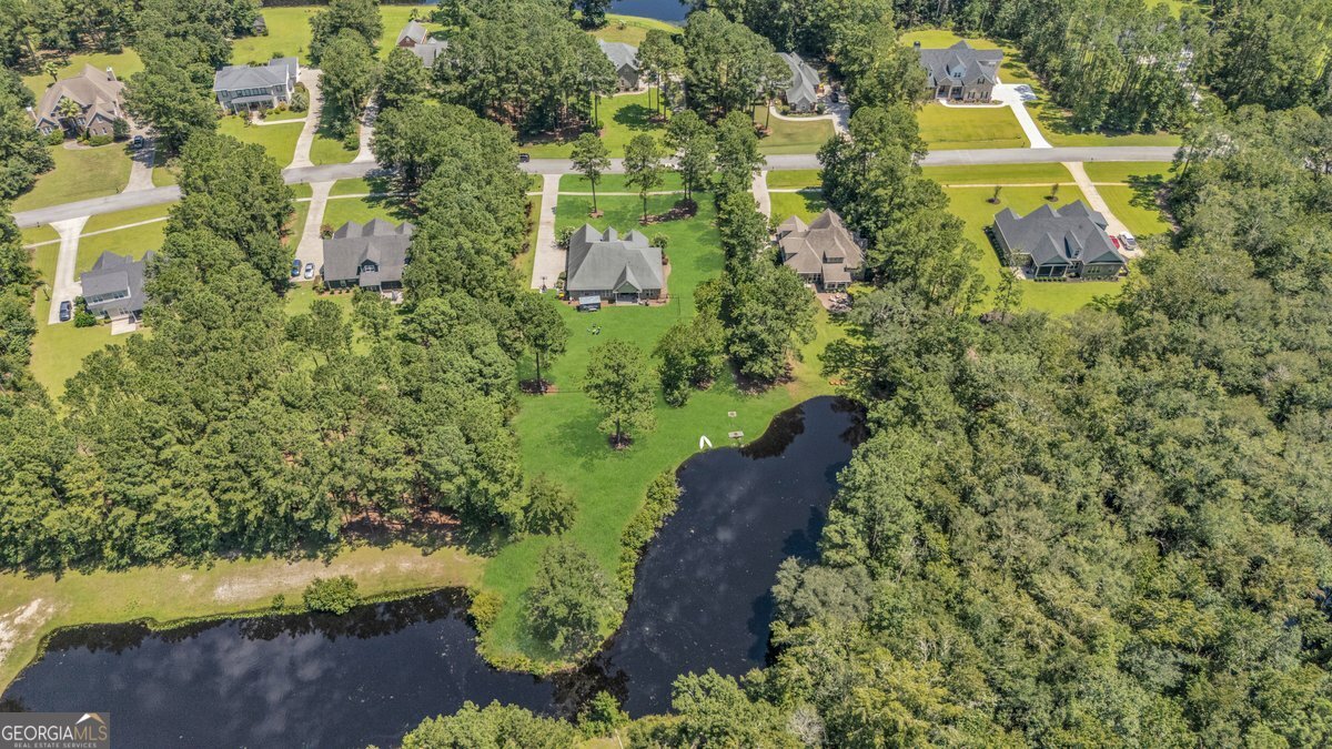 382 Savannah Road Richmond Hill GA 31324